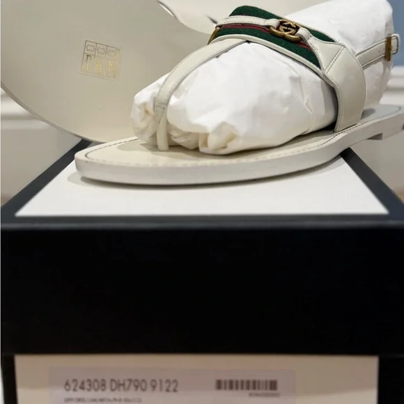 Gucci White and Green Sandals - Picture 10 of 12